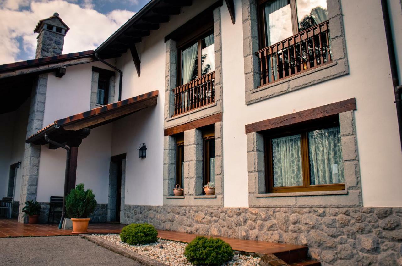 Casa De Aldea Collera Villa Ribadesella Exterior photo